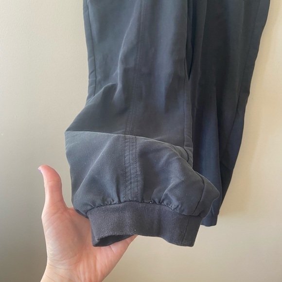 ⭐️2 FOR $20⭐️ Gap Modal ankle jogger. Swing soft pant in soft black. - Picture 8 of 13